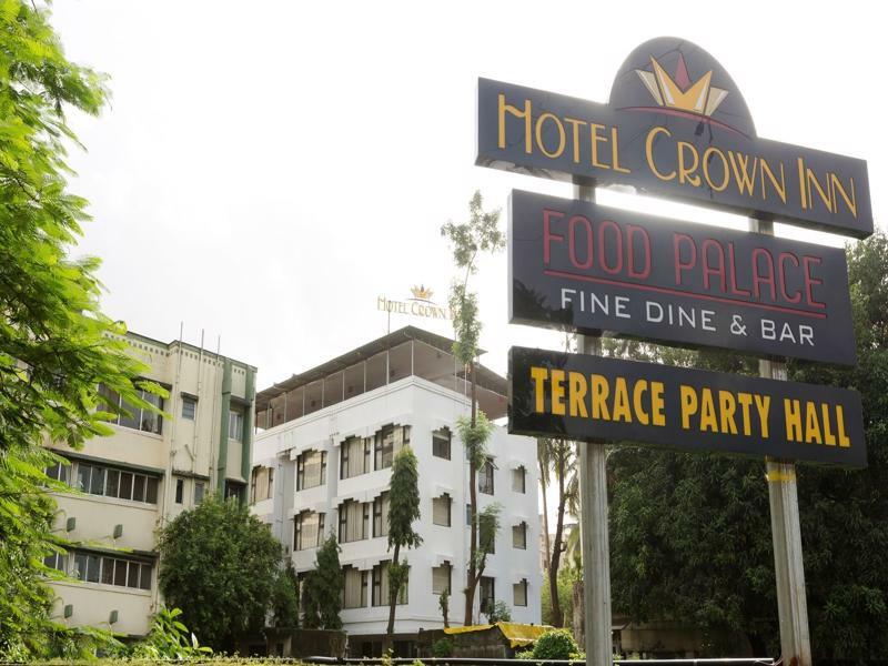 Oyo 78245 Collection O Hotel Crown Inn Nova Bombaim Exterior foto